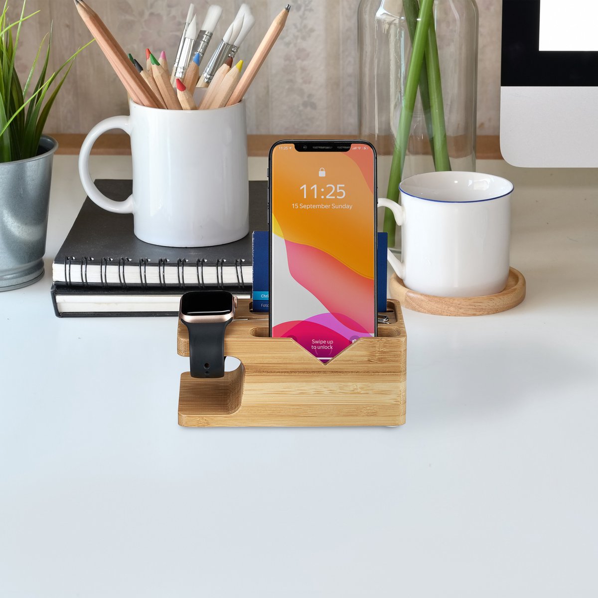 Bamboe docking station 2-in-1 - Telefoonhouder en watch houder - Houtkleur | TJ Essentials